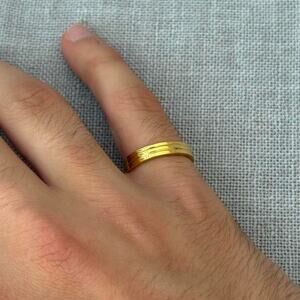 Gold layered ring classic y2k MENS1